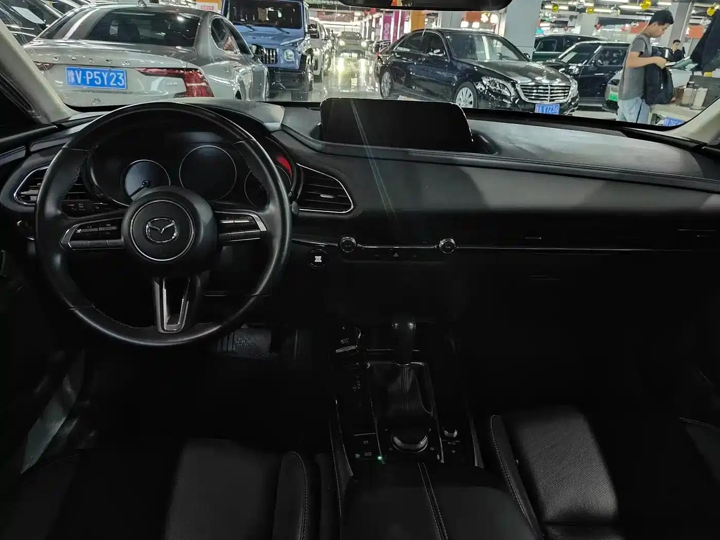 Mazda CX-30 2020 2.0L Automatic Premium Edition — миниатюра 6