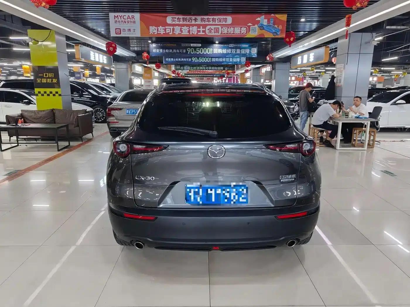 Mazda CX-30 2020 2.0L Automatic Premium Edition — миниатюра 9