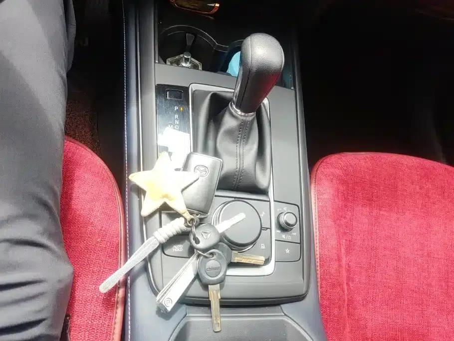 Mazda CX-30 2020 2.0L Automatic Premium Edition — миниатюра 16