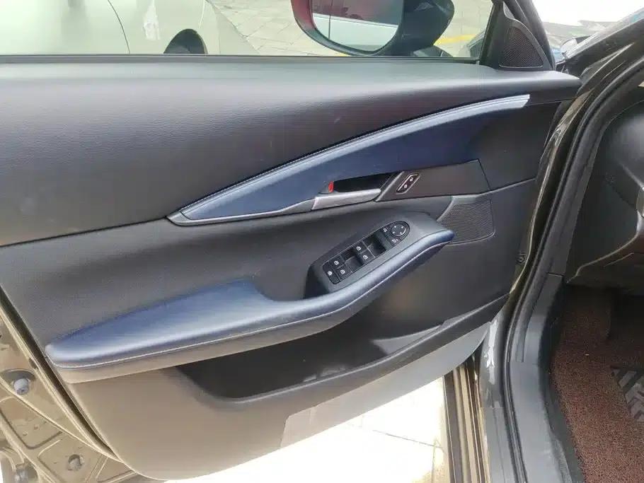 Mazda CX-30 2020 2.0L Automatic Premium Edition — миниатюра 7