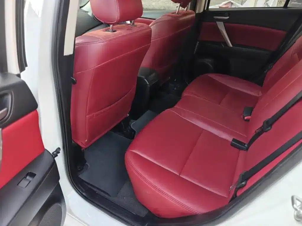 Mazda3 Axela 2012 Hatchback 2.0L Manual Sport — миниатюра 6
