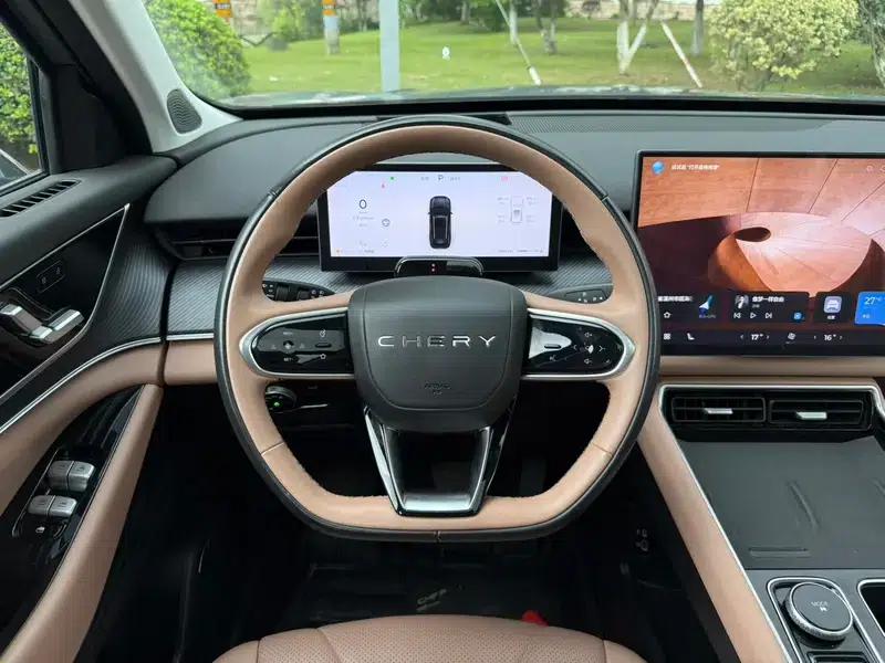 Chery Tiggo 8L 2024 2.0T Automatic Premium Edition — миниатюра 14