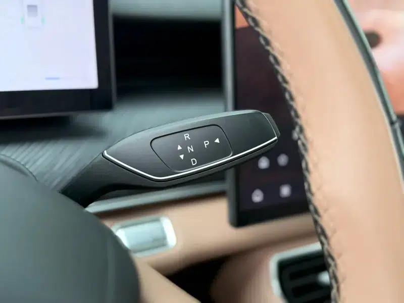 Chery Tiggo 8L 2024 2.0T Automatic Premium Edition — миниатюра 16