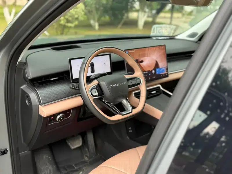 Chery Tiggo 8L 2024 2.0T Automatic Premium Edition — миниатюра 17