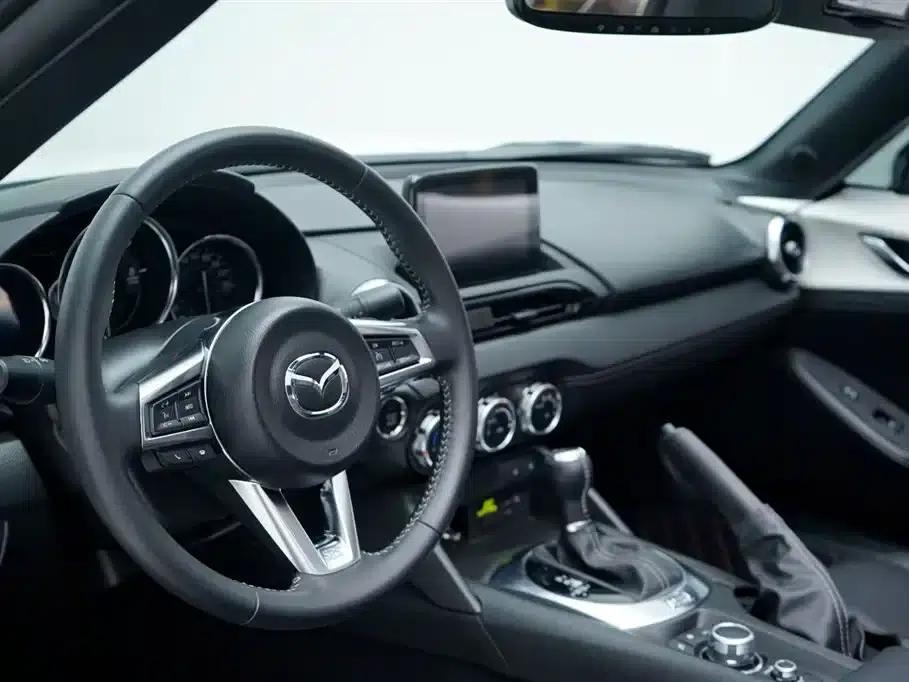 Mazda MX-5 2022 2.0L Automatic — миниатюра 3