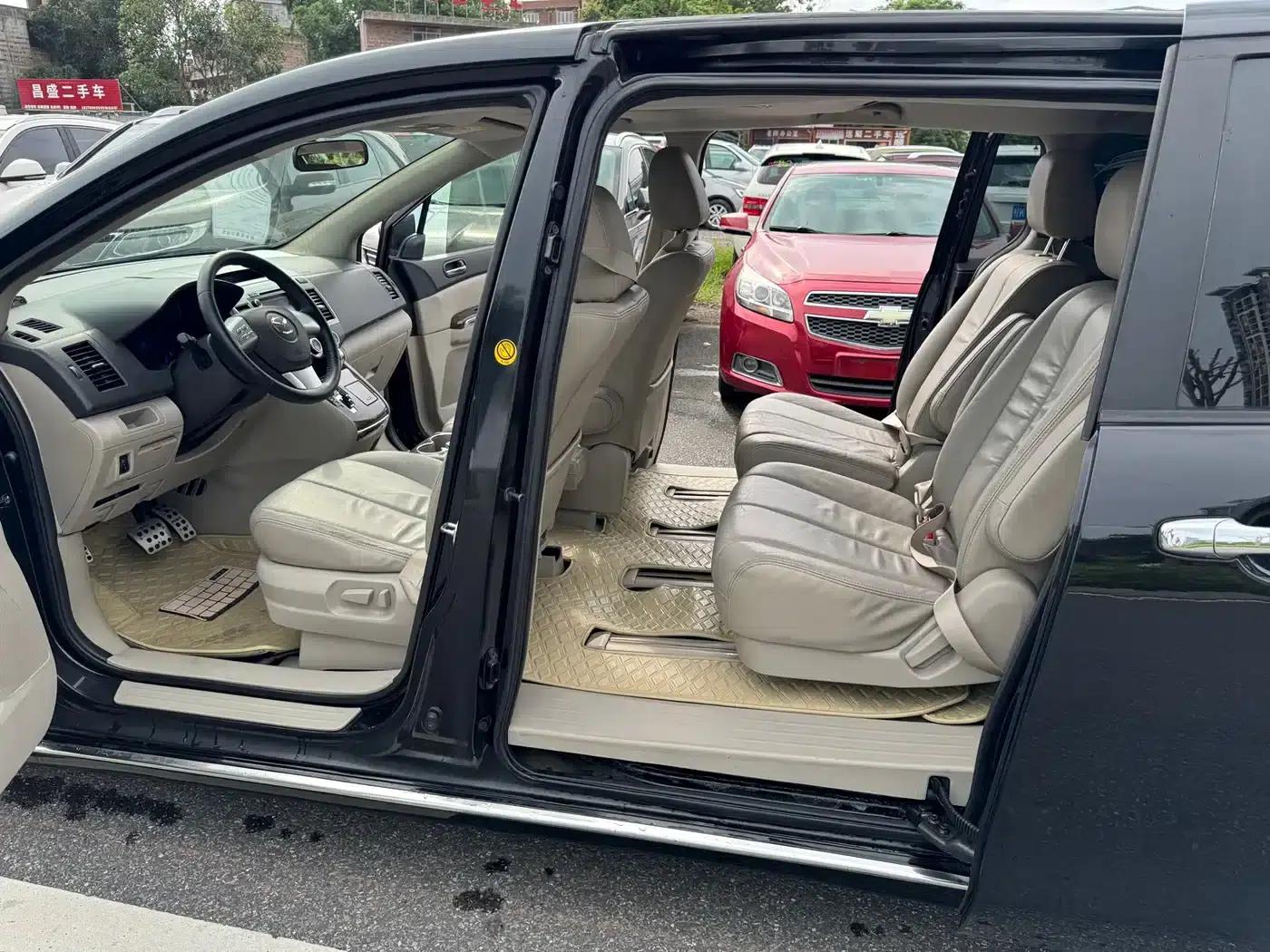 Mazda 8 2011 2.3L Premium Edition — миниатюра 11