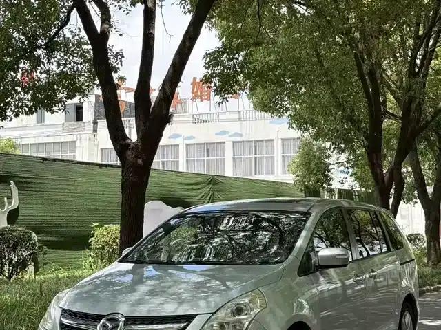 Mazda 8 2011 2.3L Premium Edition