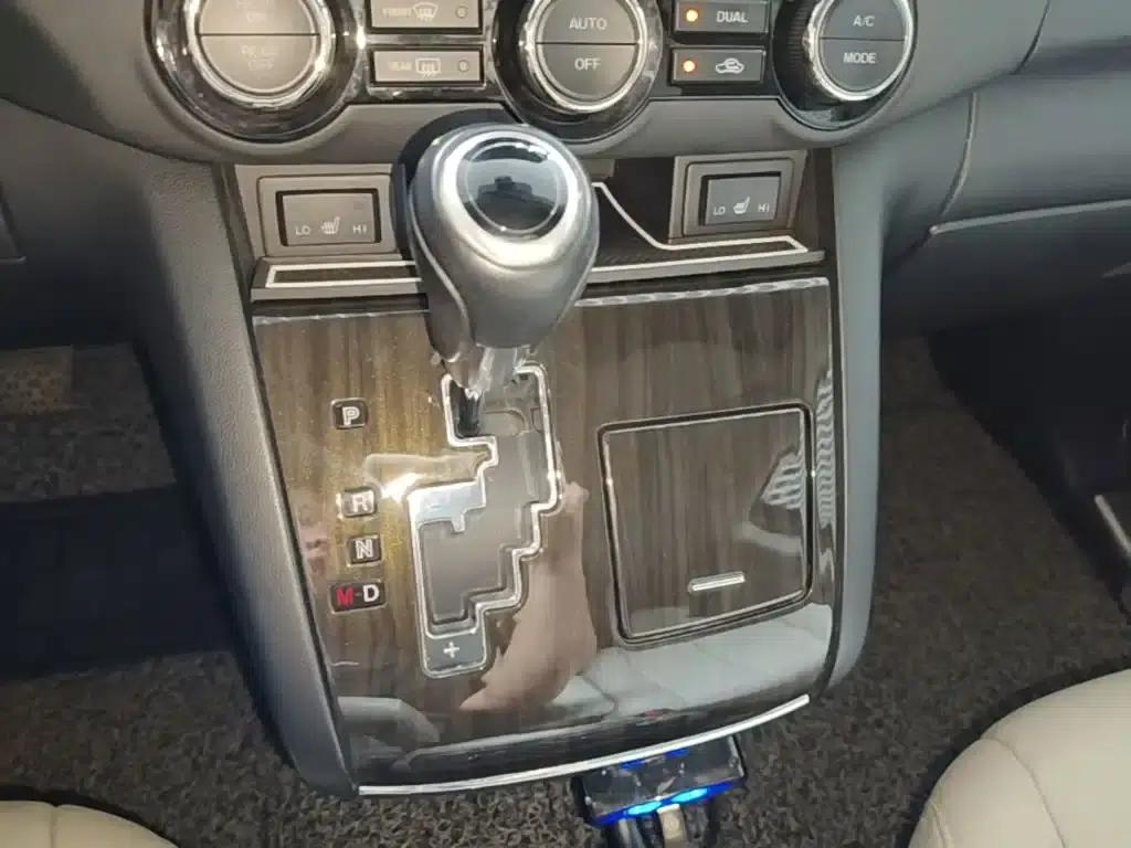 Mazda 8 2015 2.5L Supreme Edition — миниатюра 14