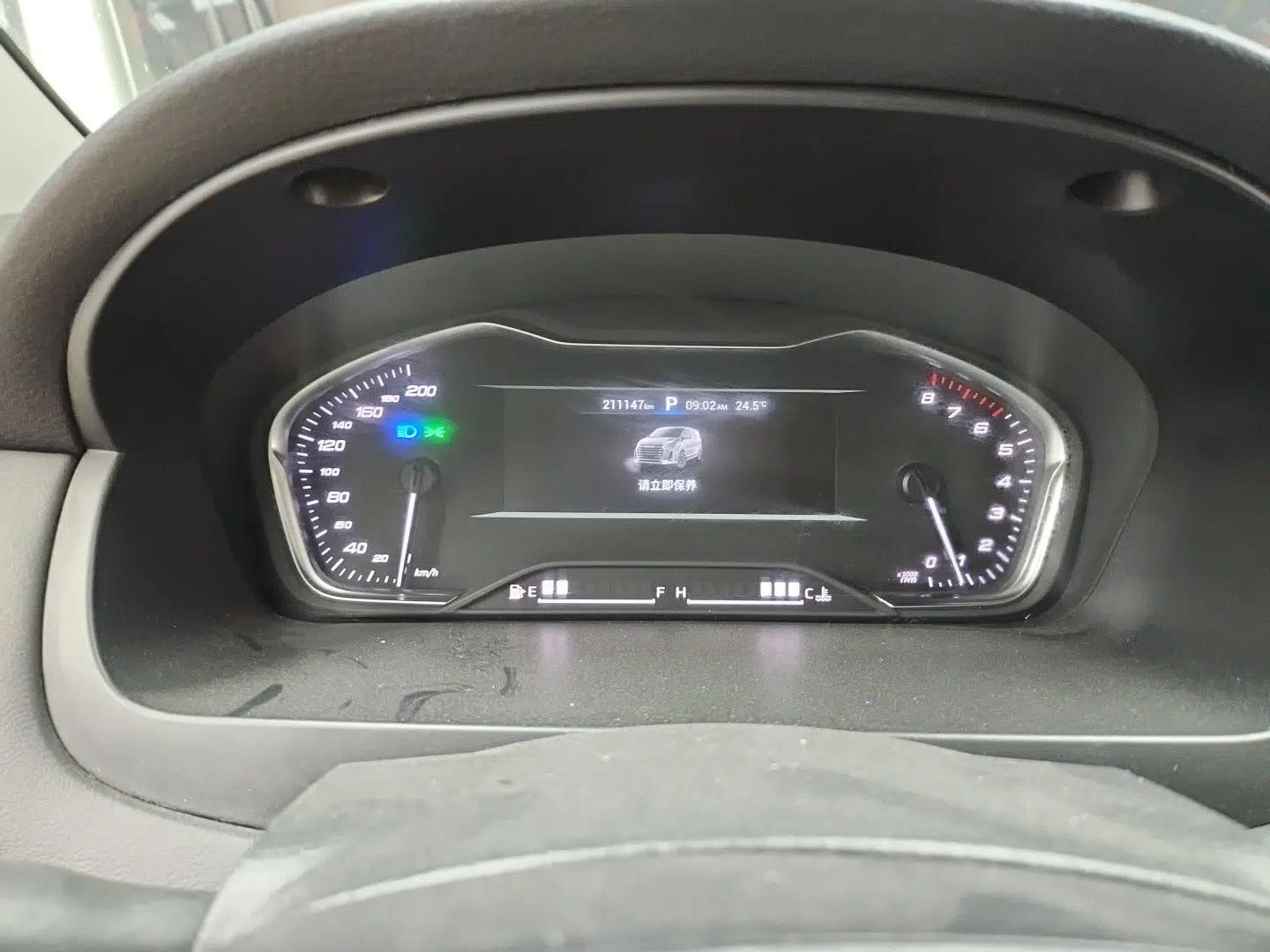 SAIC MAXUS G20 2021 Facelifted PLUS 2.0T Gasoline Automatic Luxury Edition — миниатюра 11