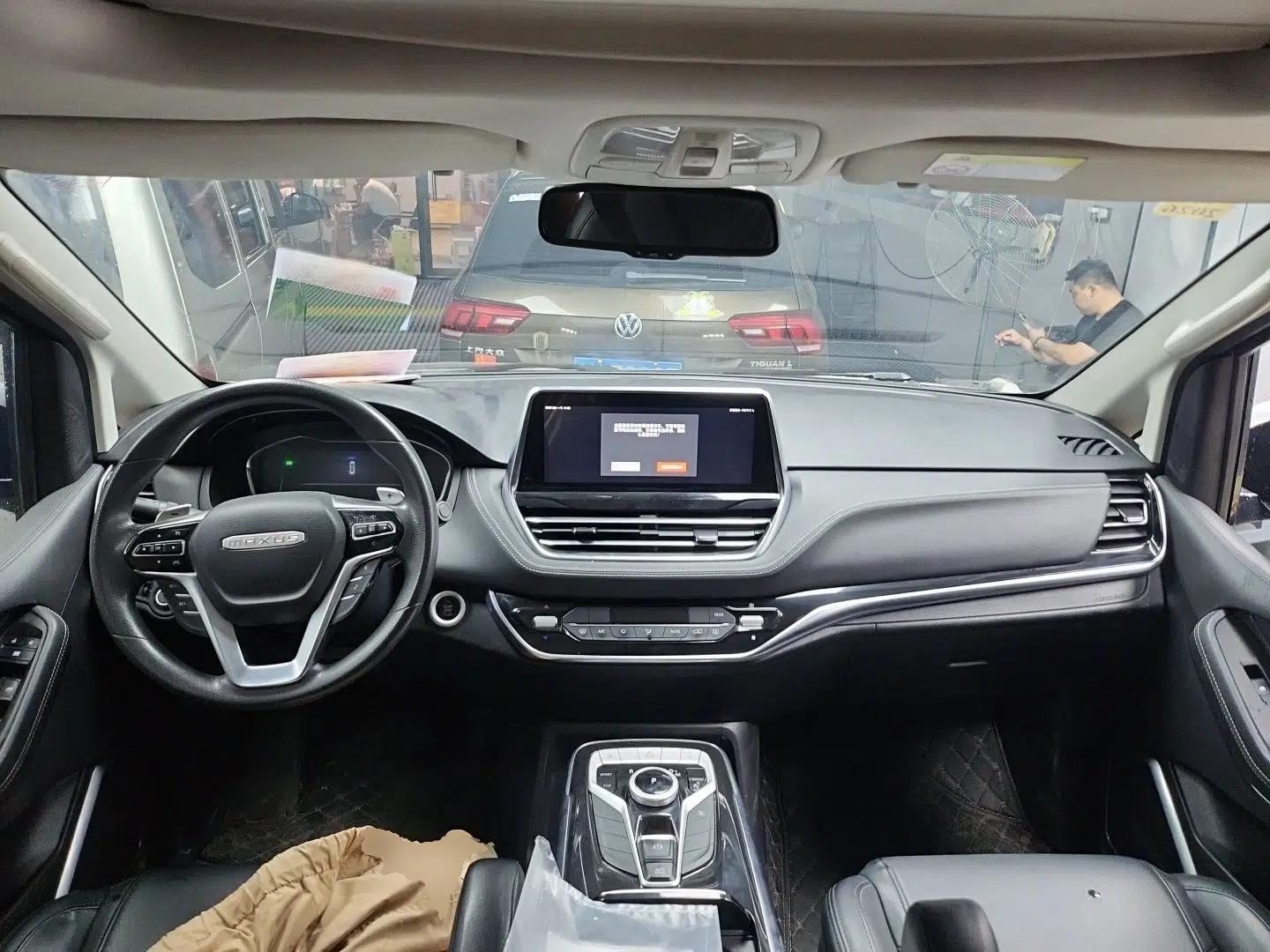 SAIC MAXUS G20 2021 Facelifted PLUS 2.0T Gasoline Automatic Luxury Edition — миниатюра 9