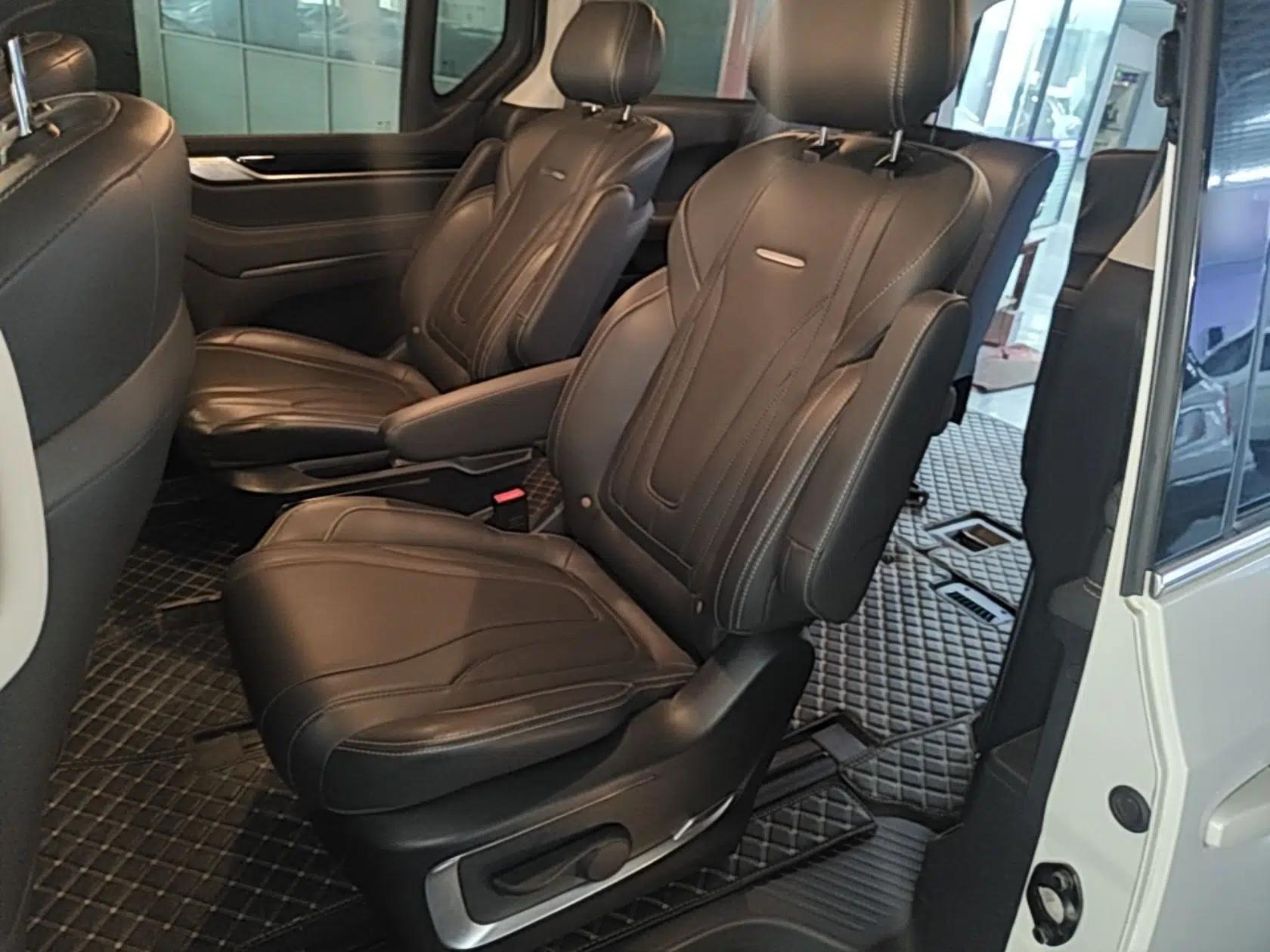 SAIC MAXUS G20 2021 Facelifted PLUS 2.0T Gasoline Automatic Luxury Edition — миниатюра 25
