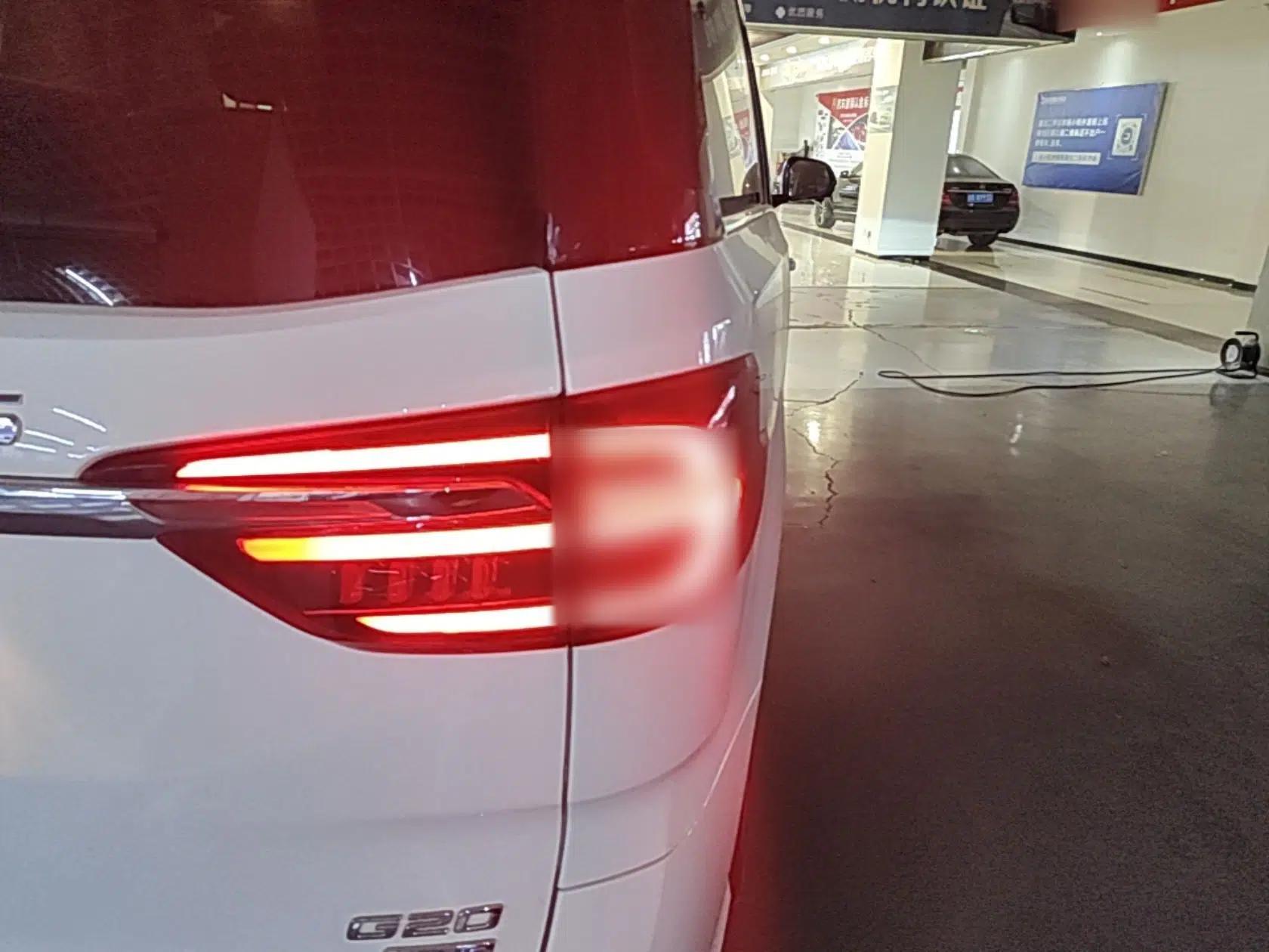 SAIC MAXUS G20 2021 Facelifted PLUS 2.0T Gasoline Automatic Luxury Edition — миниатюра 9