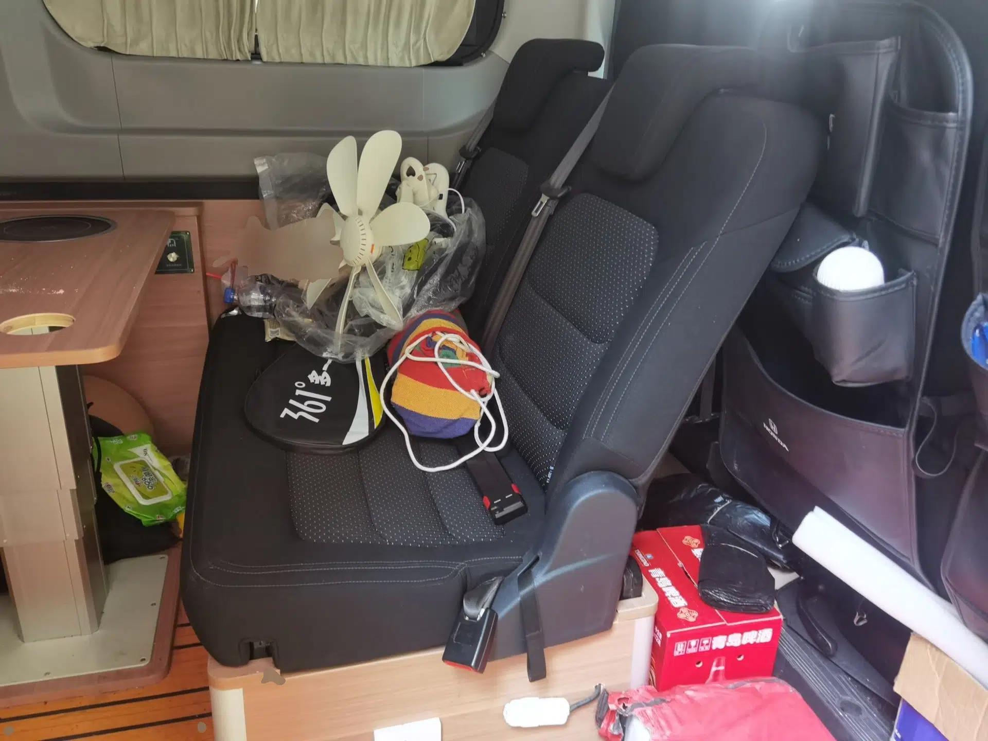 SAIC MAXUS Xintu V90 2024 ZhiJie 2.0T Automatic Front-Wheel-Drive Short Wheelbase Mid-Height Design with Single Rear Tire—5/6 Seater — миниатюра 17