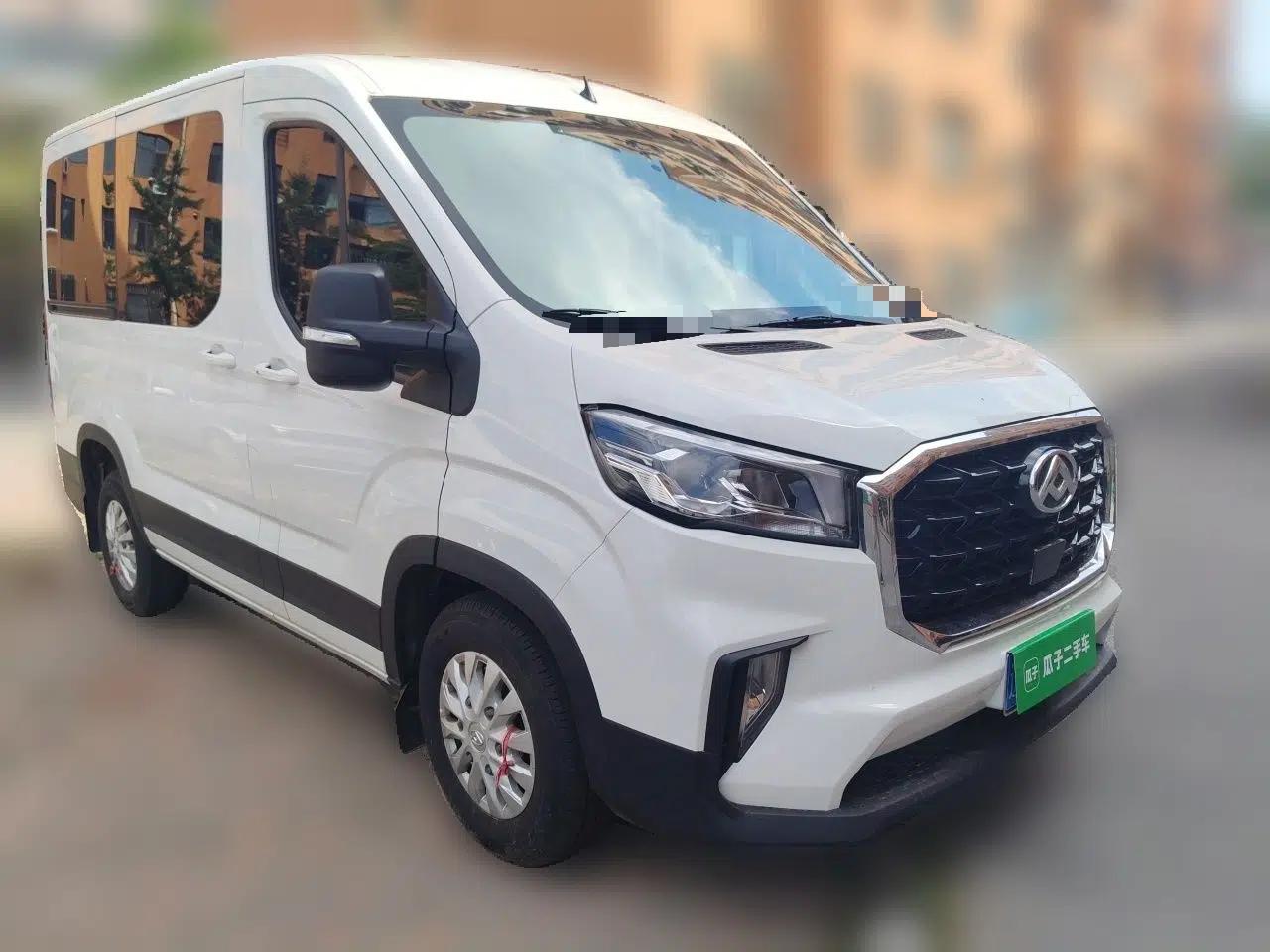 SAIC MAXUS Xintu V90 2024 ZhiJie 2.0T Automatic Front-Wheel-Drive Short Wheelbase Mid-Height Design with Single Rear Tire—5/6 Seater — миниатюра 3