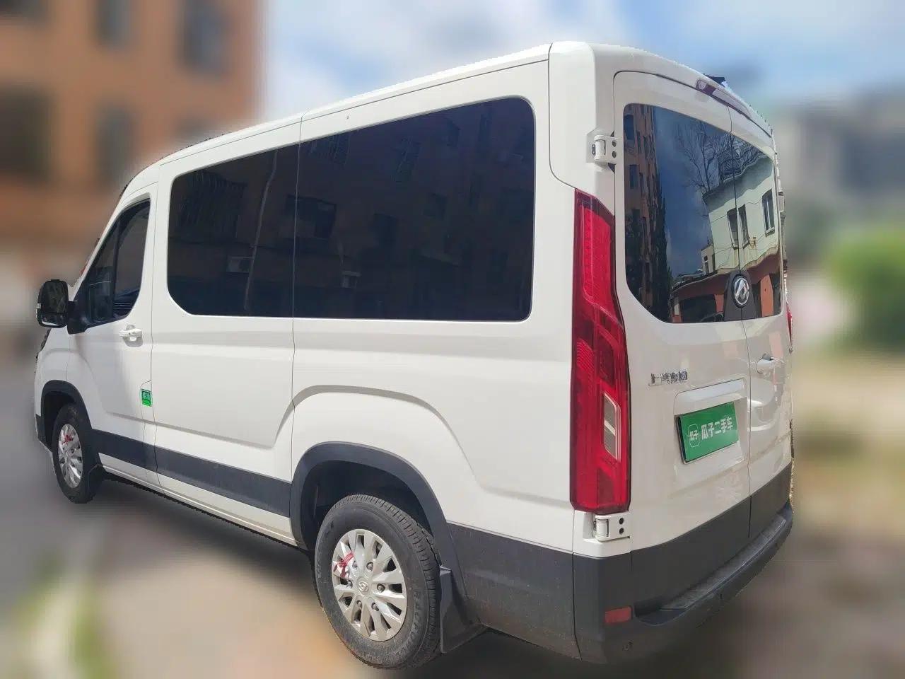 SAIC MAXUS Xintu V90 2024 ZhiJie 2.0T Automatic Front-Wheel-Drive Short Wheelbase Mid-Height Design with Single Rear Tire—5/6 Seater — миниатюра 4