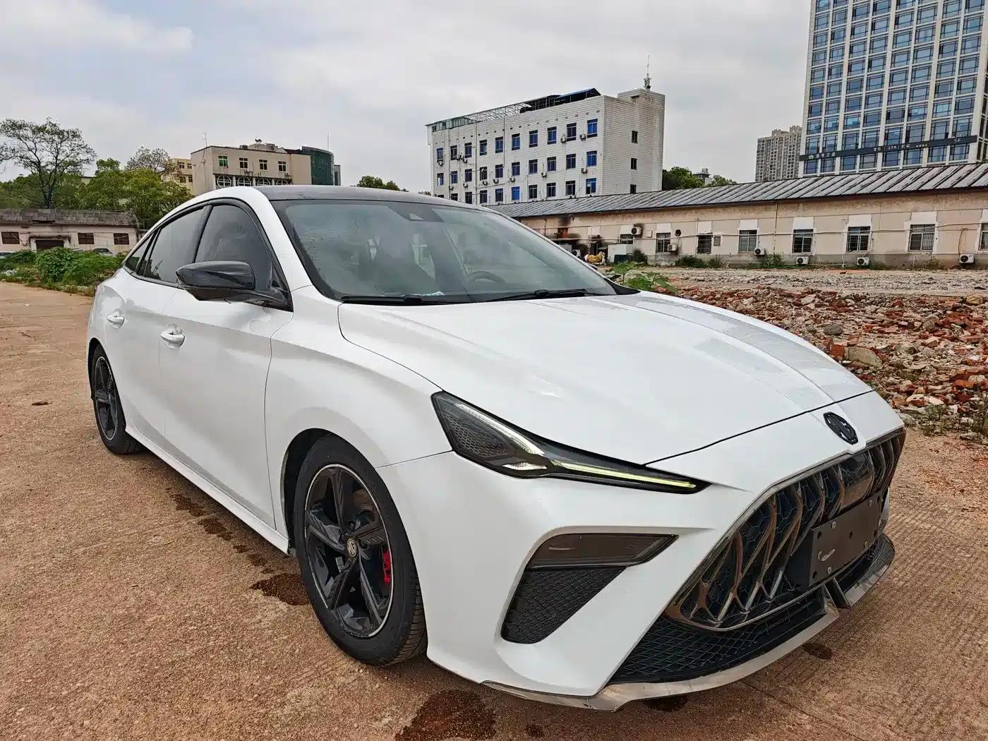 MG5 Scorpio 2022 1.5T Trophy Sport Luxury Edition — миниатюра 3