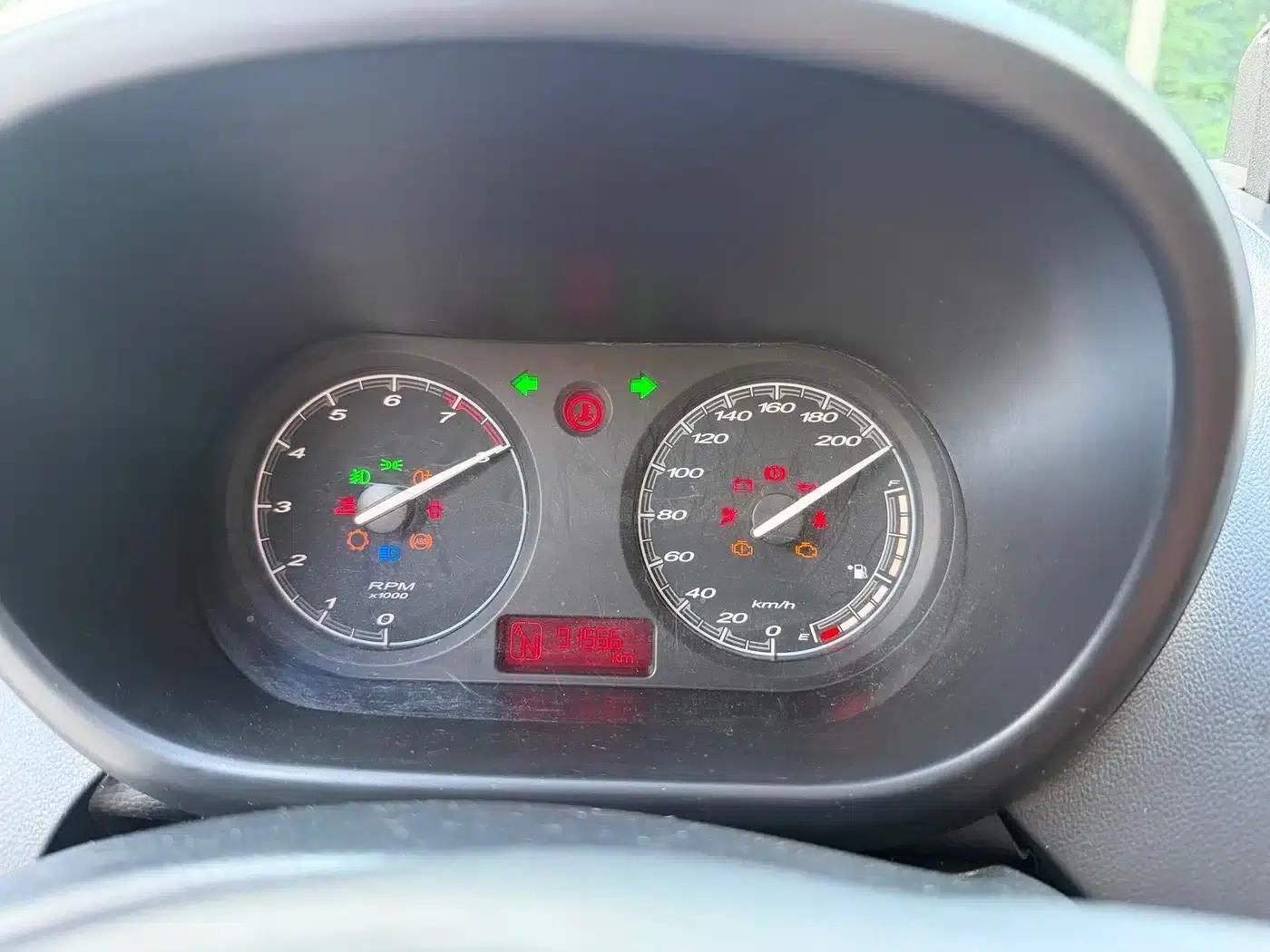 MG3 2011 Xross 1.5L Elite Edition — миниатюра 14