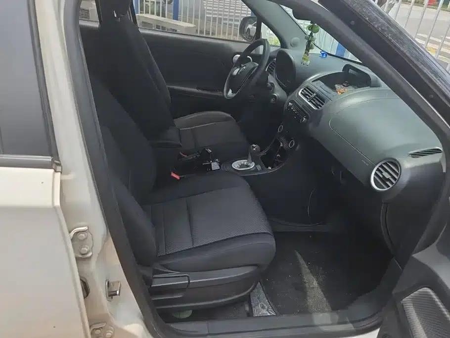 MG3 2014 1.5L AMT Elite Edition — миниатюра 8