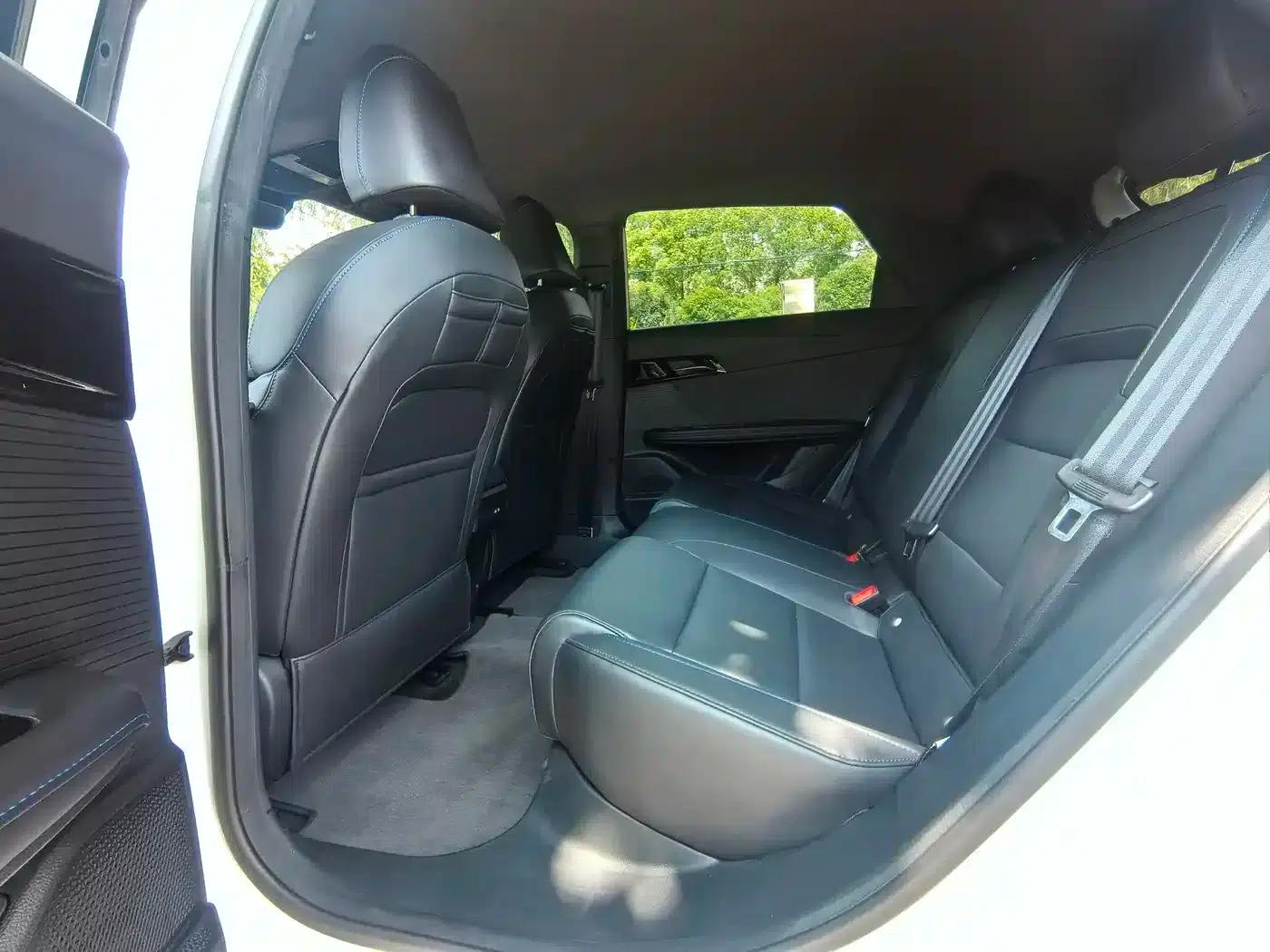 MG4 2023 425km Executive Edition — миниатюра 8