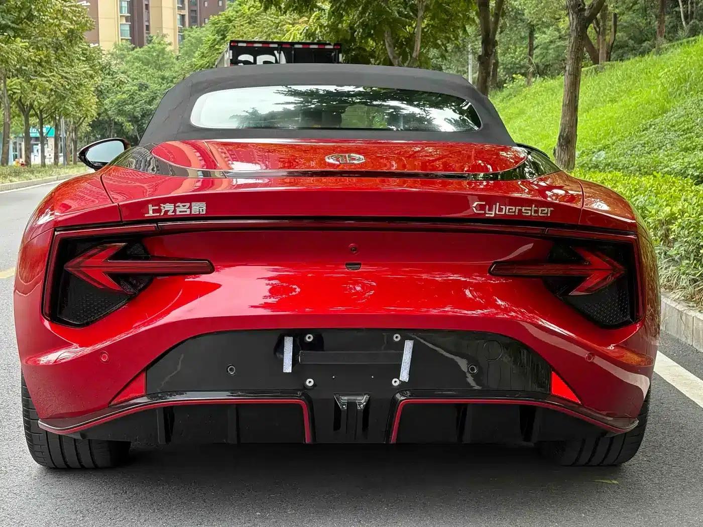 2024 MG Cyberster 501km Charming Edition — миниатюра 6