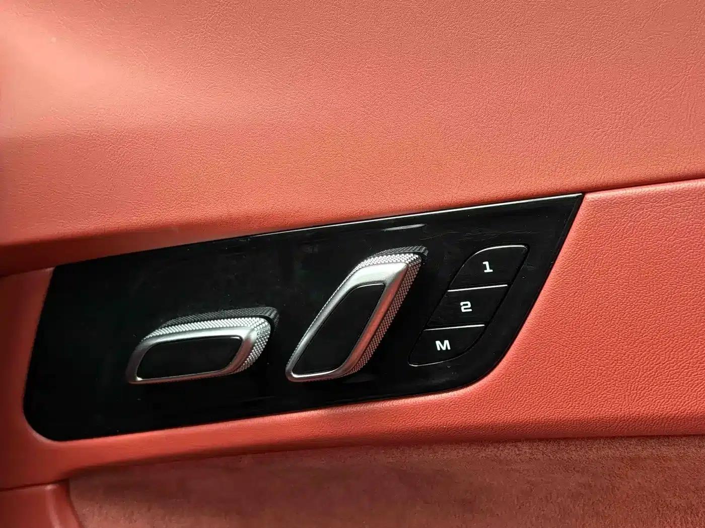 2024 MG Cyberster 501km Charming Edition — миниатюра 9