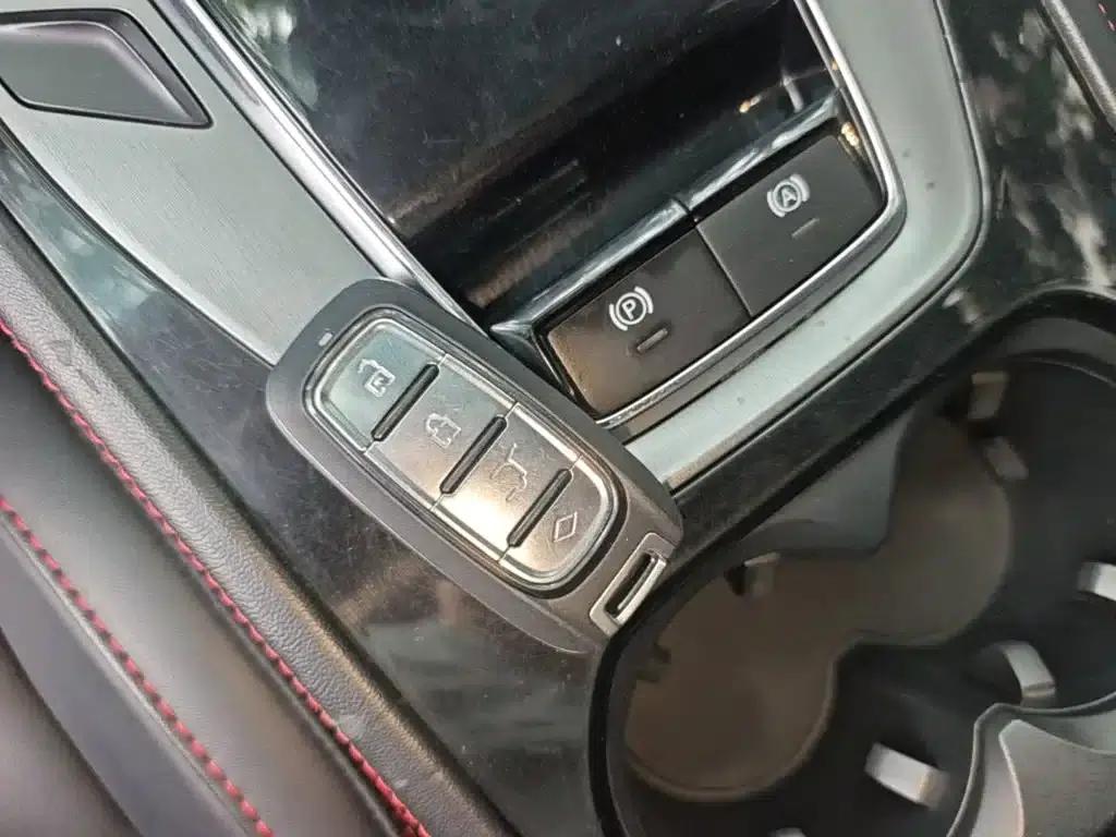 MG Pilot 2021 300TGI Automatic 2WD Trophy Premium Edition — миниатюра 9