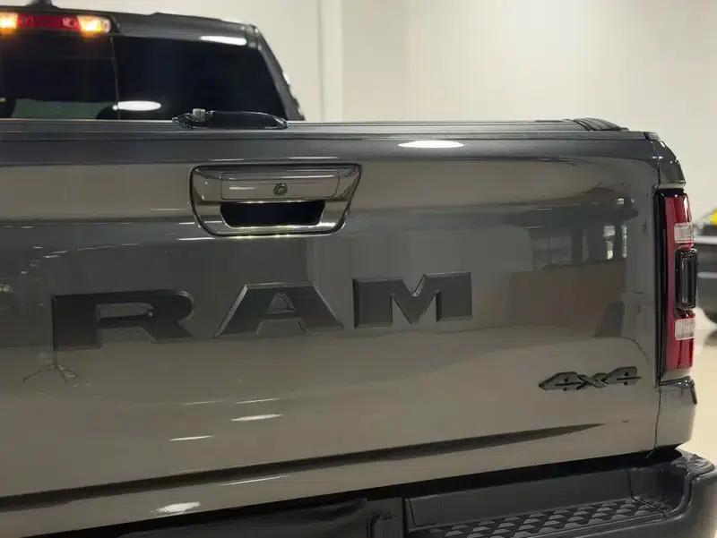 RAM Trucks 2023 6.2T Automatic 4WD 5-Seater Parallel Import — миниатюра 7