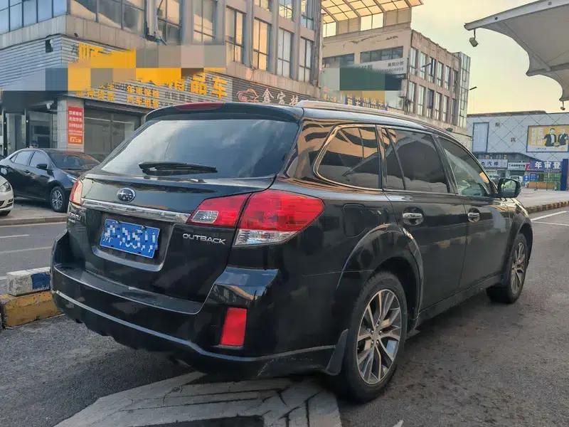 Outback 2012 2.5i Sport Edition — миниатюра 4