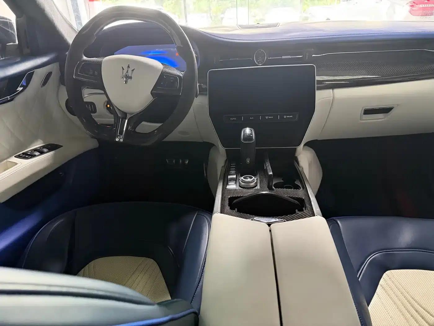 Presidential Edition 2015 3.0T Standard Edition — миниатюра 12