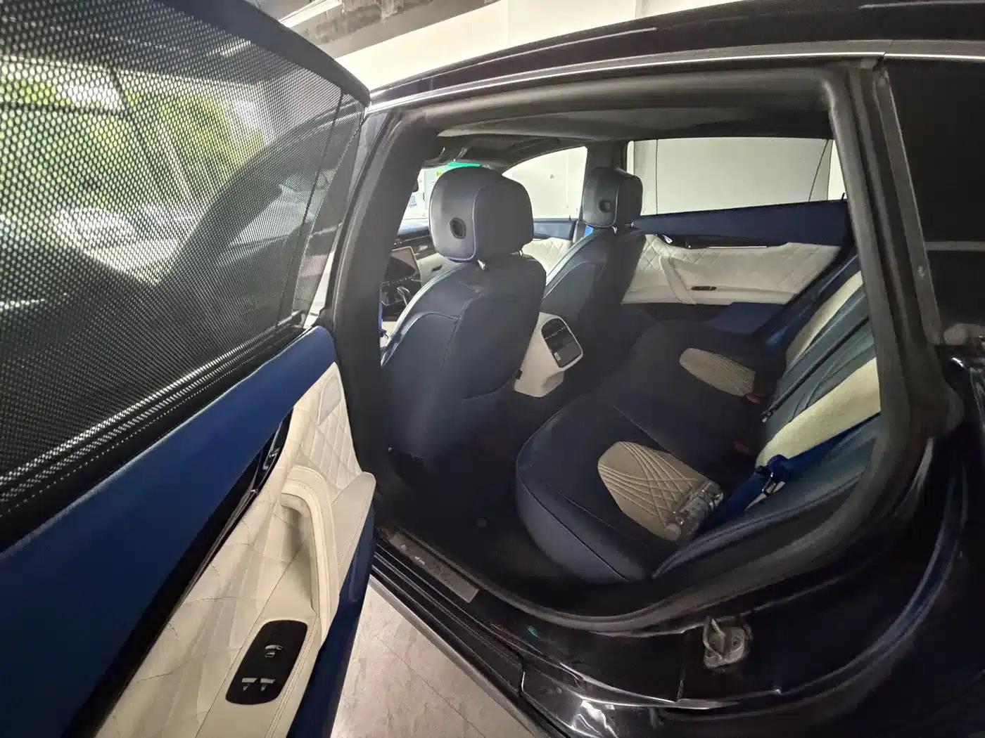 Presidential Edition 2015 3.0T Standard Edition — миниатюра 10