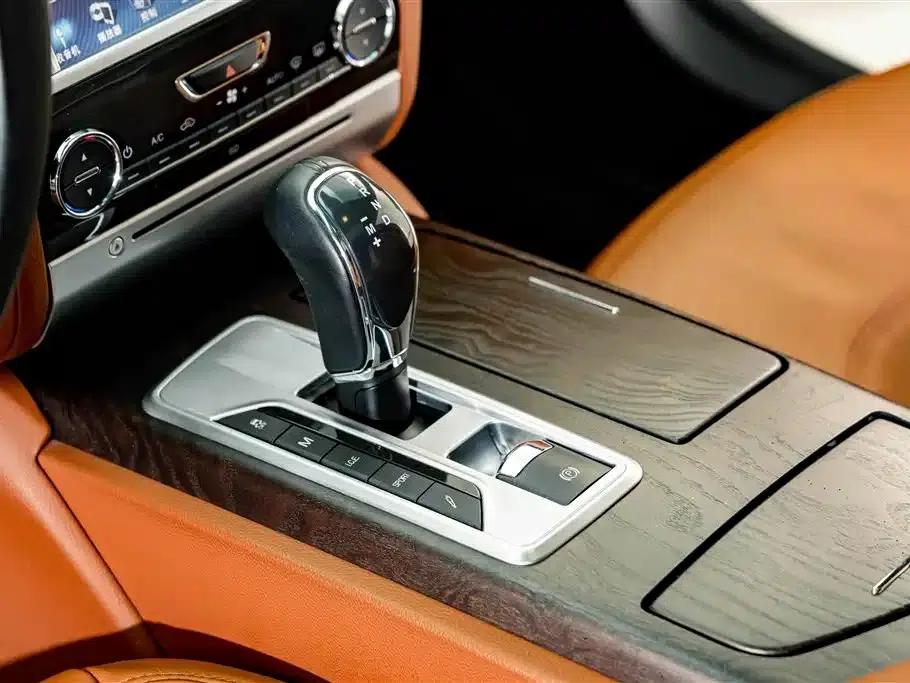 Presidential Edition 2013 3.0T Standard Edition — миниатюра 11