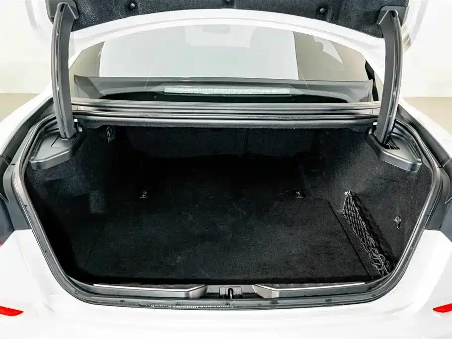 Presidential Edition 2013 3.0T Standard Edition — миниатюра 23