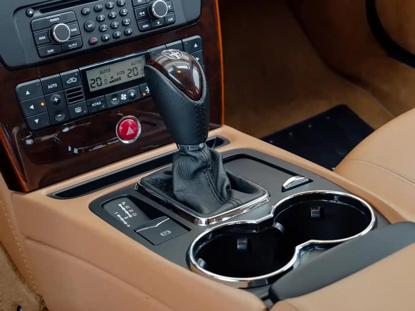 2010 Quattroporte 4.7L Executive Edition — миниатюра 9