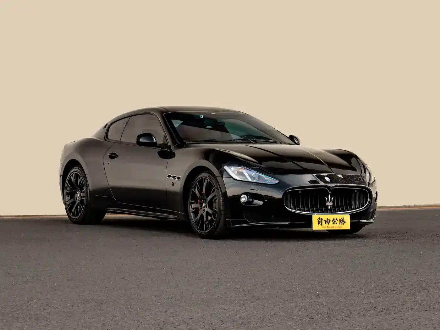 GranTurismo 2013 4.7L Sport Automatic — миниатюра 3