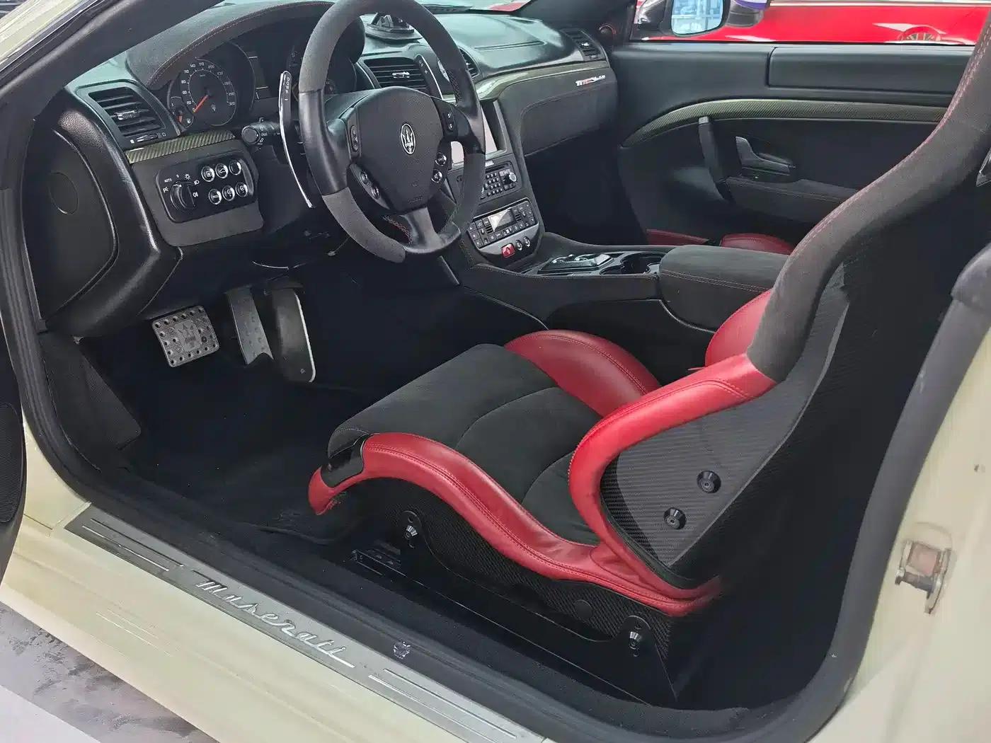 GranTurismo 2012 4.7L MC Stradale — миниатюра 4