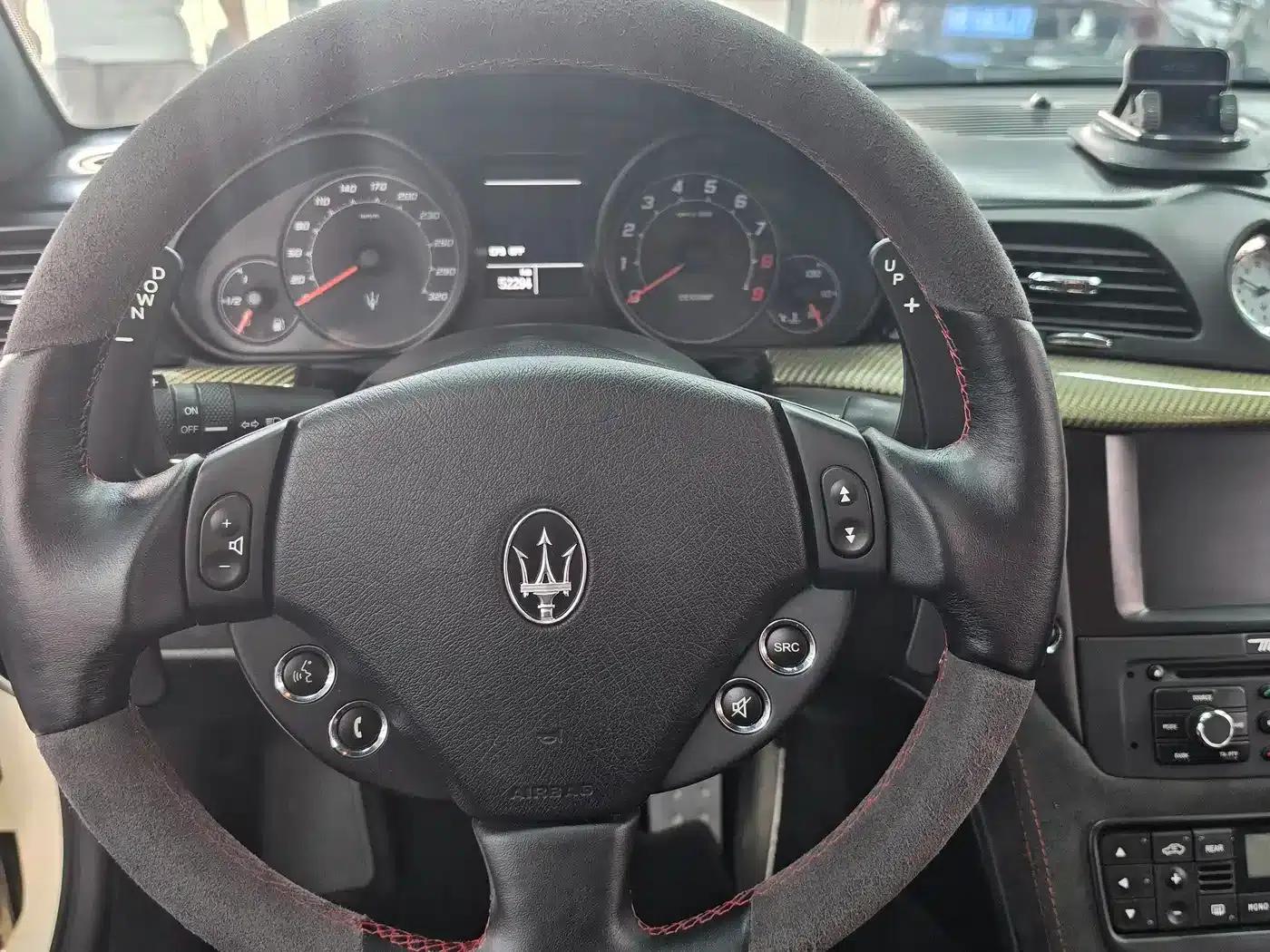 GranTurismo 2012 4.7L MC Stradale — миниатюра 6