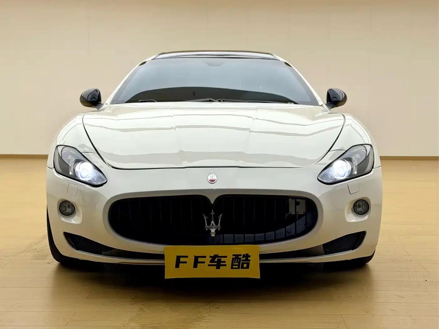 GranTurismo 2012 4.7L MC Stradale — миниатюра 3