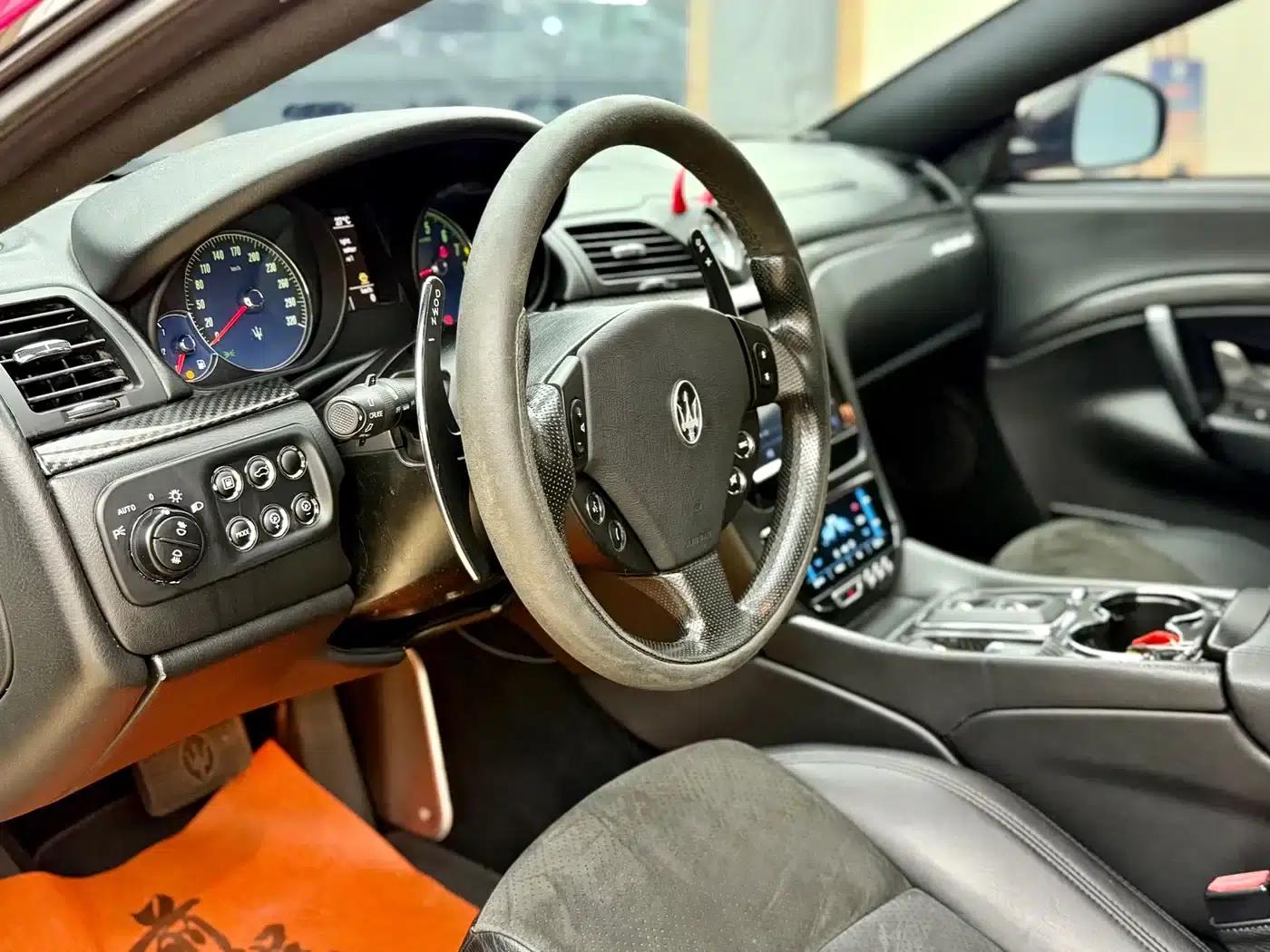 GranTurismo 2012 4.7L MC Stradale — миниатюра 12