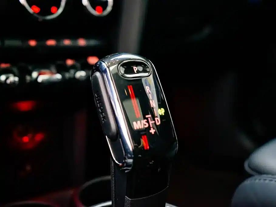 MINI 2019 2.0T COOPER S Artist 5-Door Edition — миниатюра 17