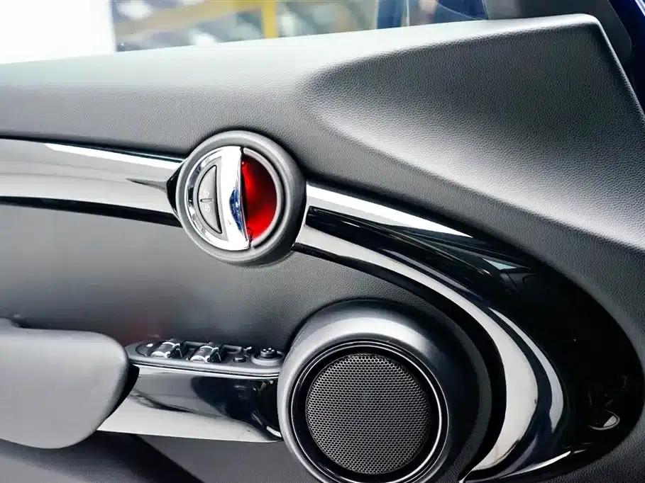 MINI 2019 2.0T COOPER S Artist 5-Door Edition — миниатюра 27
