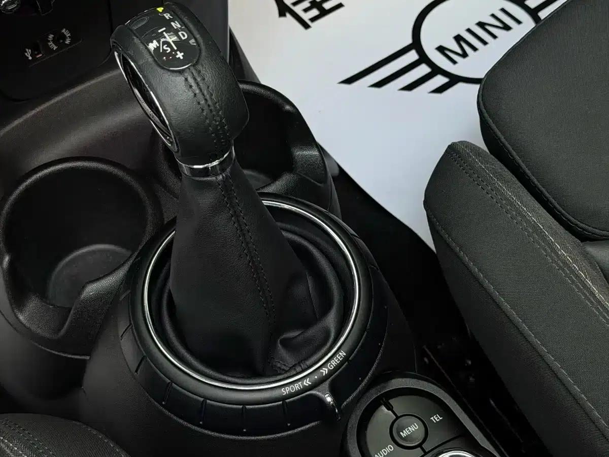 2016 MINI 1.5T COOPER 5-door version — миниатюра 11