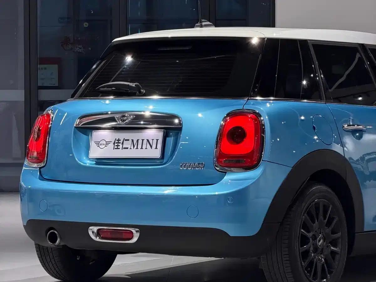 2016 MINI 1.5T COOPER 5-door version — миниатюра 4