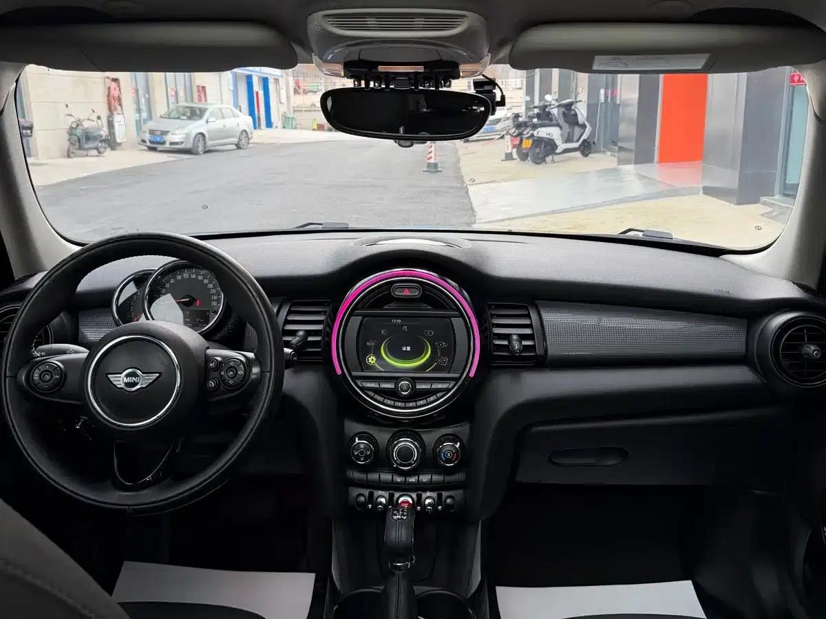 2016 MINI 1.5T COOPER 5-door version — миниатюра 9