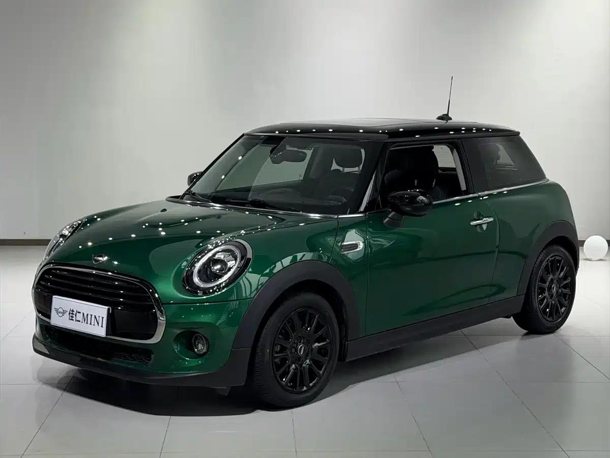 MINI 2021 1.5T COOPER Classic — миниатюра 1