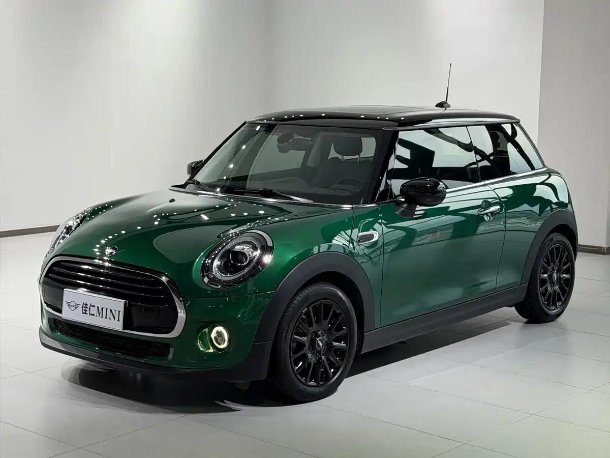 MINI 2021 1.5T COOPER Classic — миниатюра 4