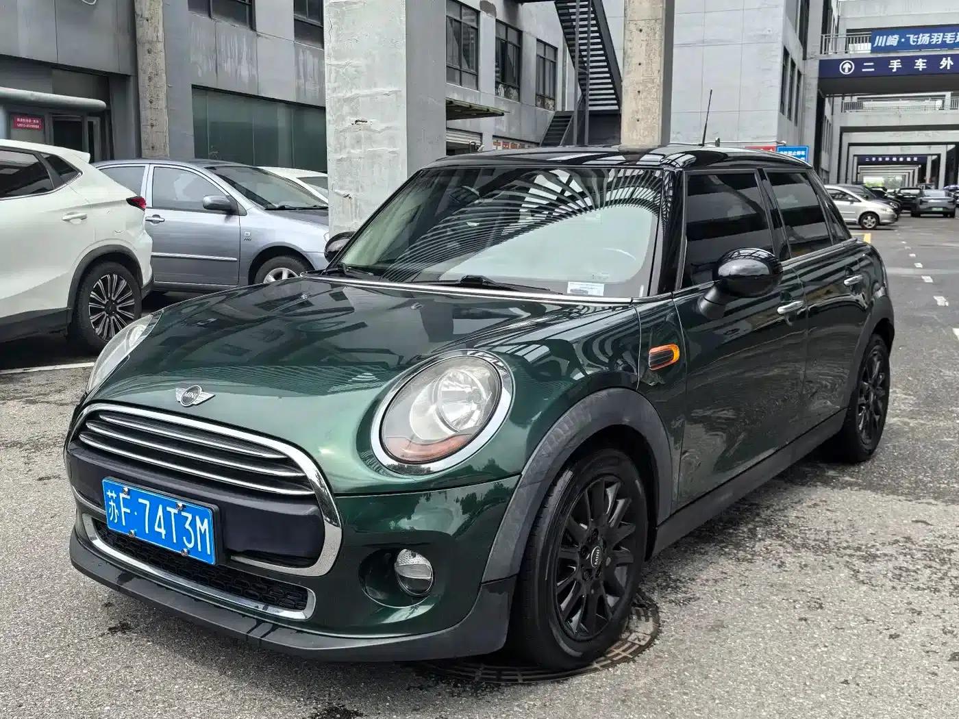 2016 MINI 1.5T COOPER 5-door version — миниатюра 1