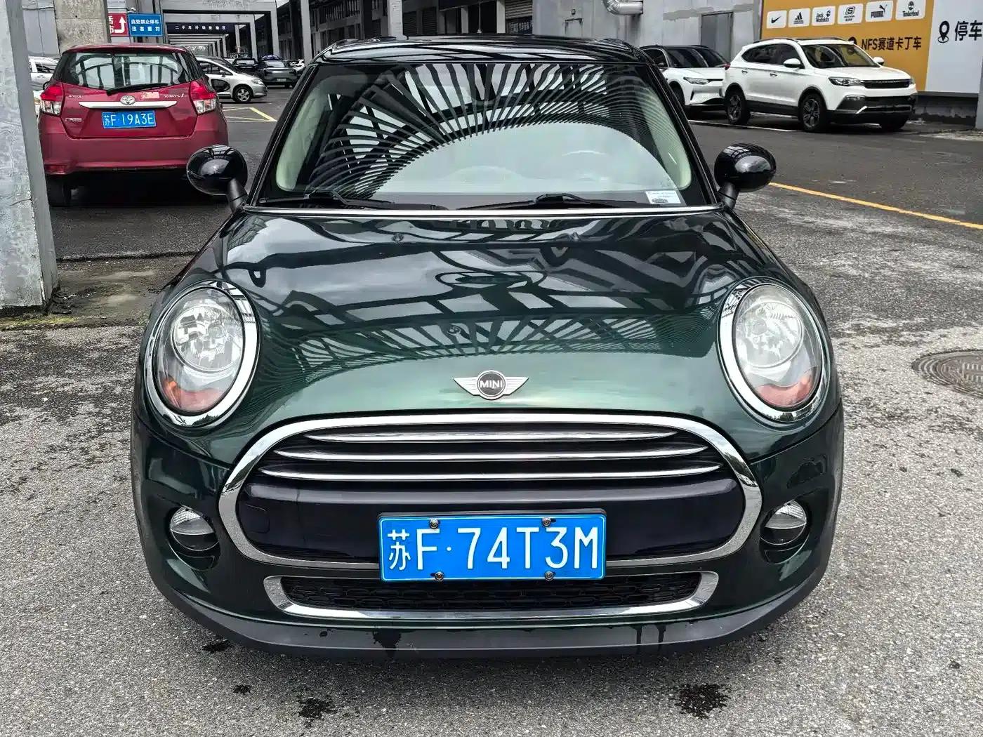2016 MINI 1.5T COOPER 5-door version — миниатюра 2