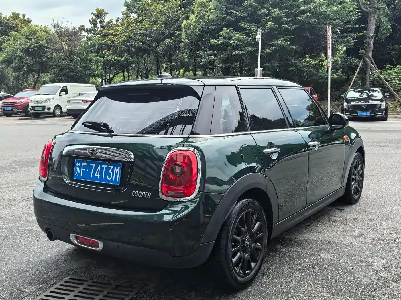 2016 MINI 1.5T COOPER 5-door version — миниатюра 4