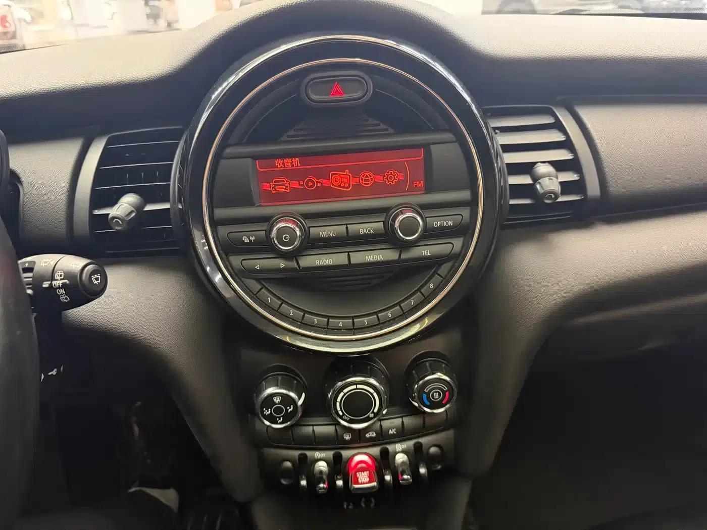 2016 MINI 1.2T ONE 5-Door — миниатюра 9