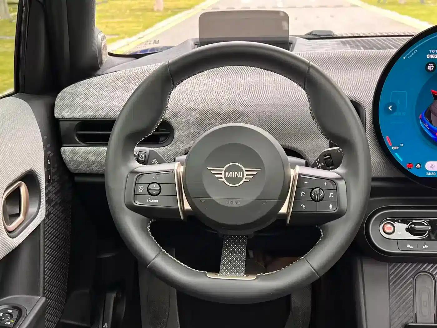 MINI 2025 2.0T COOPER S Artist 5-Door Edition — миниатюра 15